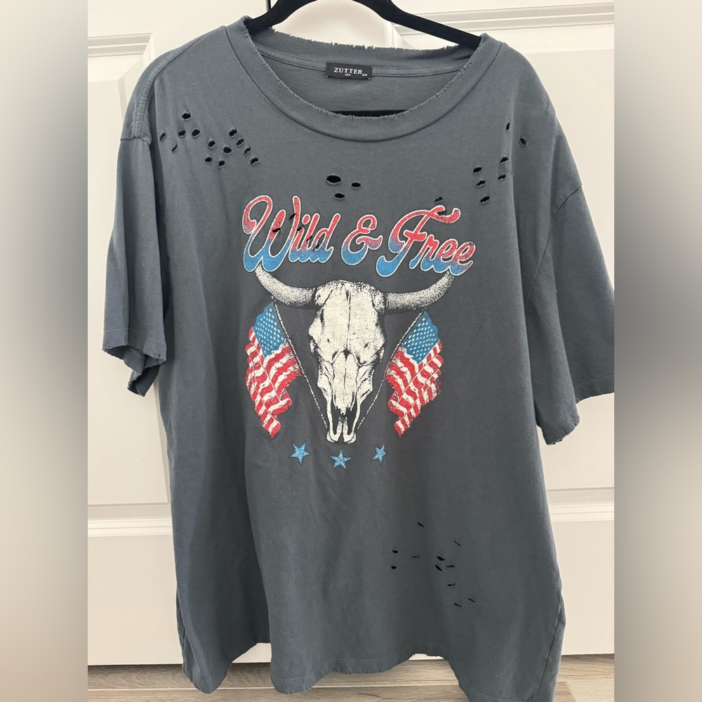 Zutter Gray Distressed Graphic Tee